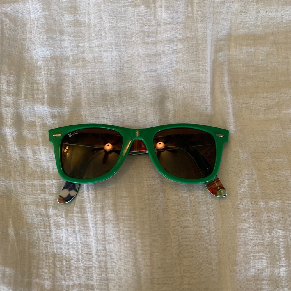 Green Rayban Sunglasses